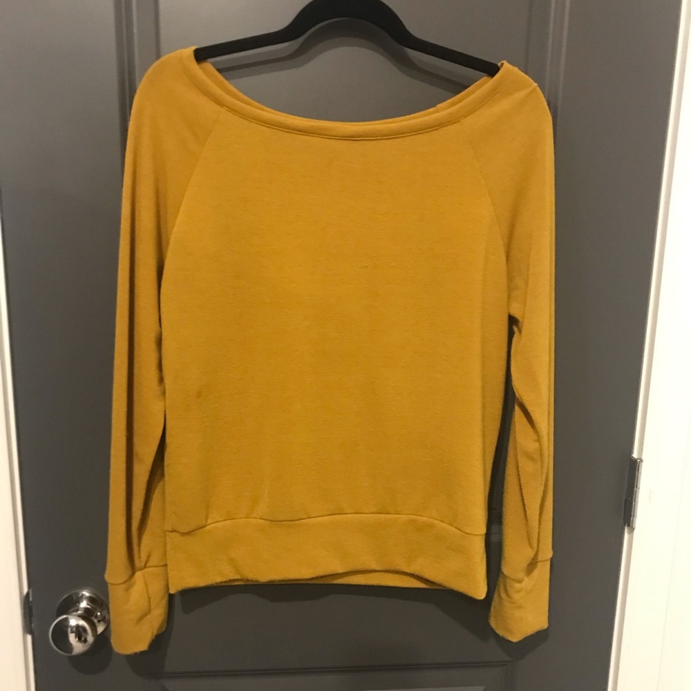 Boatneck classic sweater